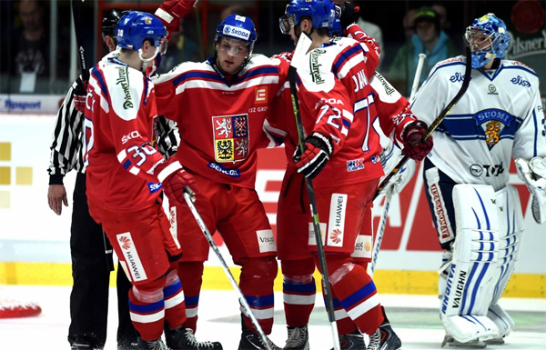 Češi i s posilami z NHL trpělivým výkonem udolali ve Znojmě Finy